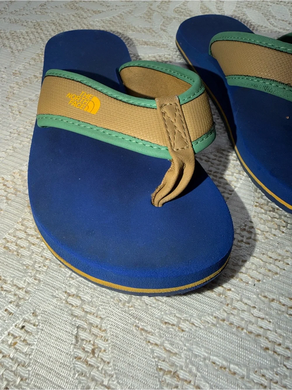 💕Bundle 3 of $20 The North Face Kids Blue & Brown Flip Flops
